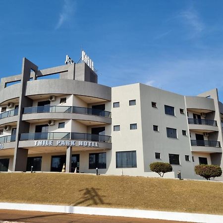 Thile Park Hotel Jataí Extérieur photo