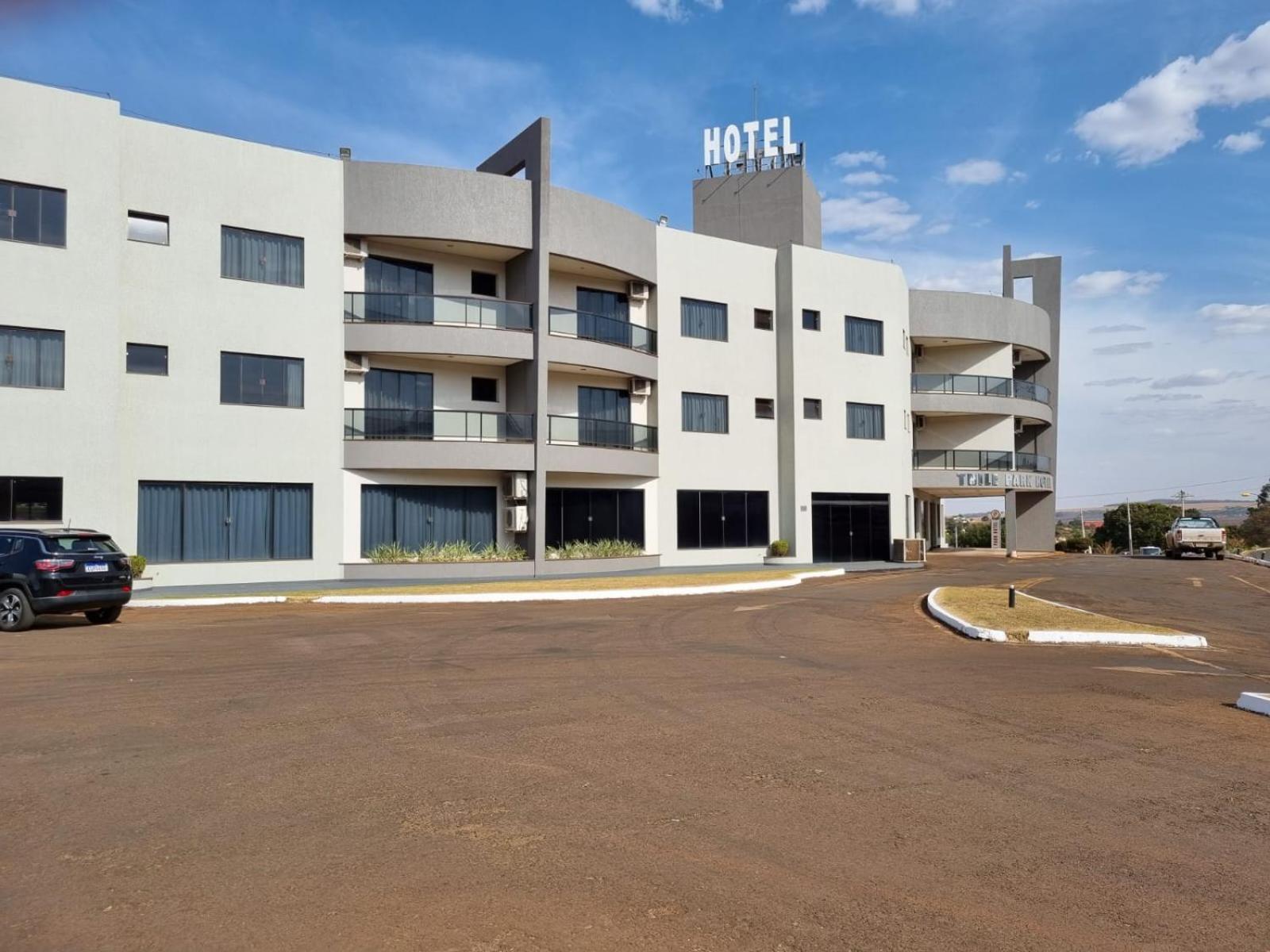 Thile Park Hotel Jataí Extérieur photo