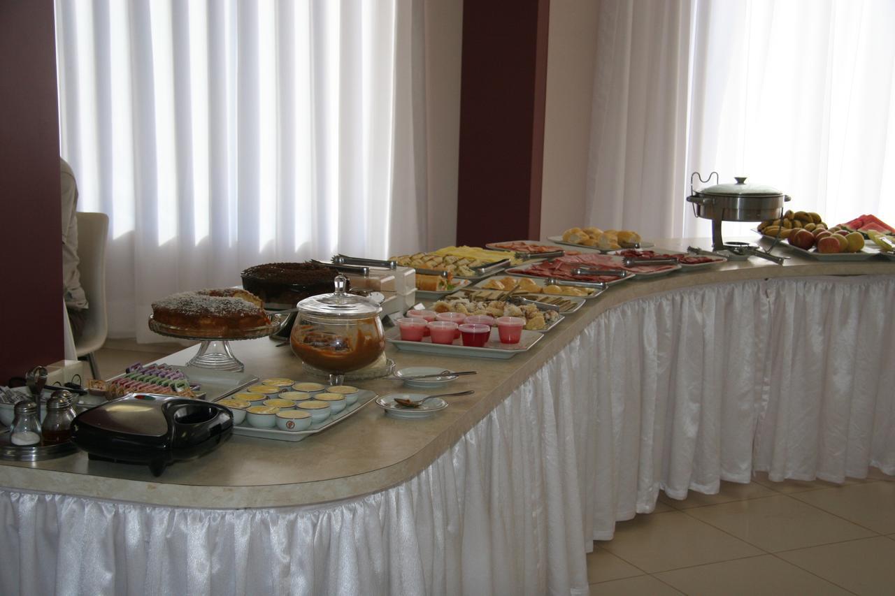 Thile Park Hotel Jataí Extérieur photo