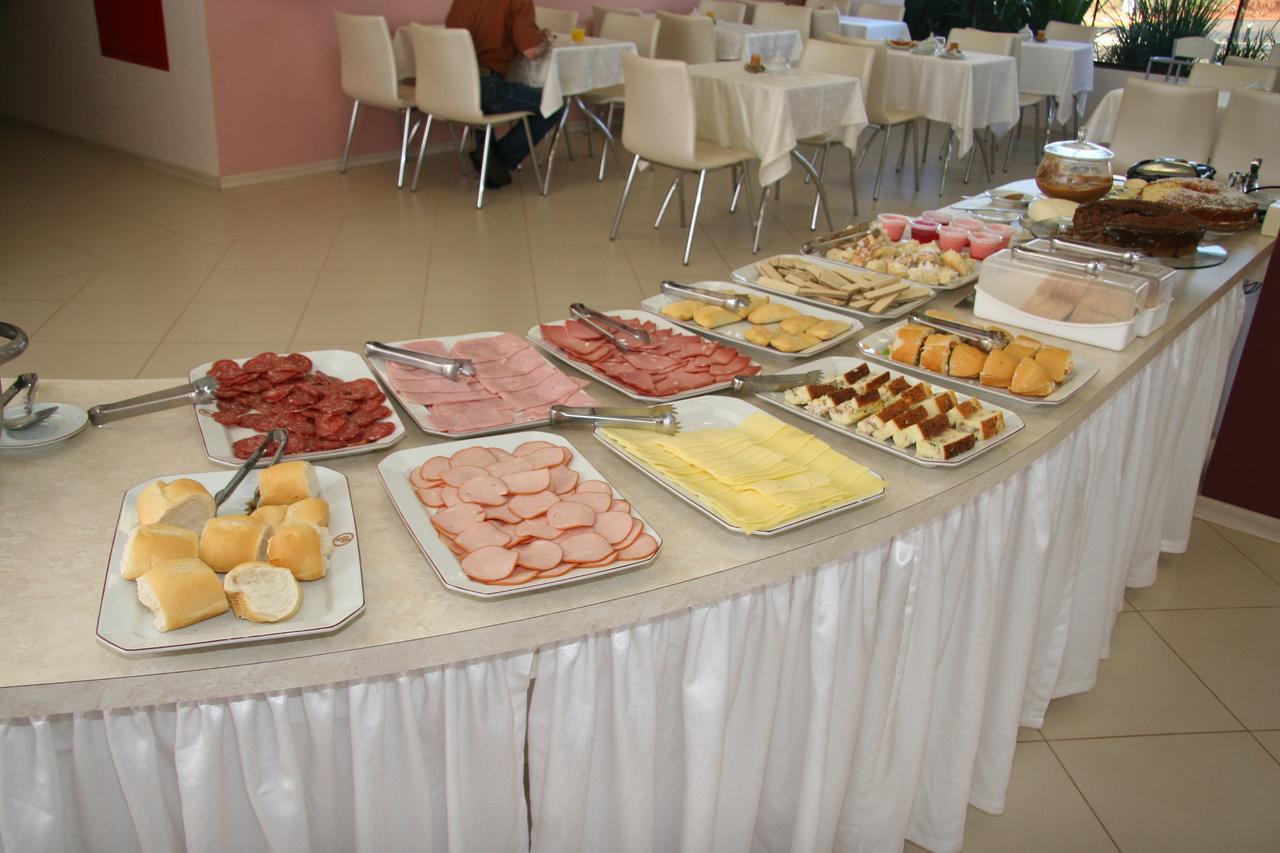 Thile Park Hotel Jataí Extérieur photo